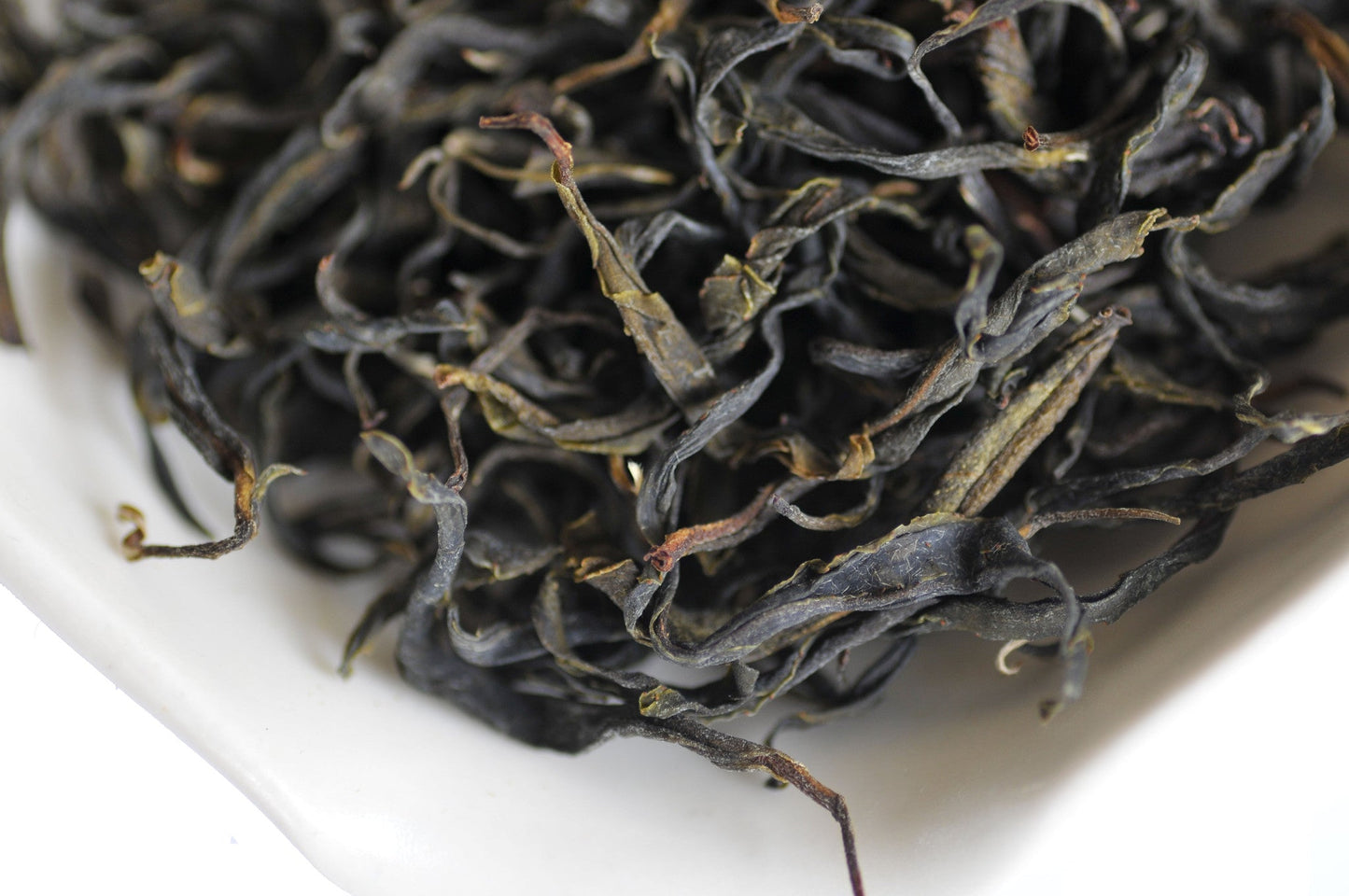 The Steepery Tea Co. - Arakai Estate Premium Green dry leaf